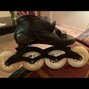 New roller skate size 6